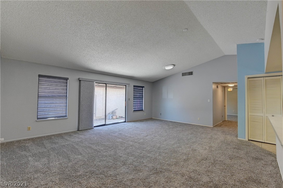 6436 West Pearcrest Road Las Vegas, NV 89108 - Photo 4 of 33 Gallery Image 4