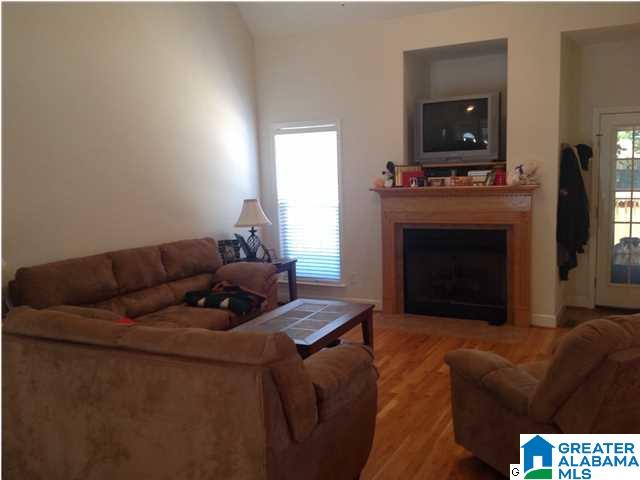 409 Ramsgate Drive Alabaster, AL 35114 - Photo 3 of 21