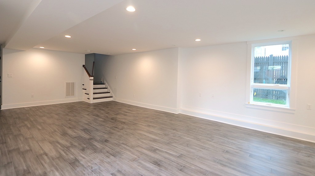 10 Netherlands Road Brookline, MA 02445 - Photo 5 of 12