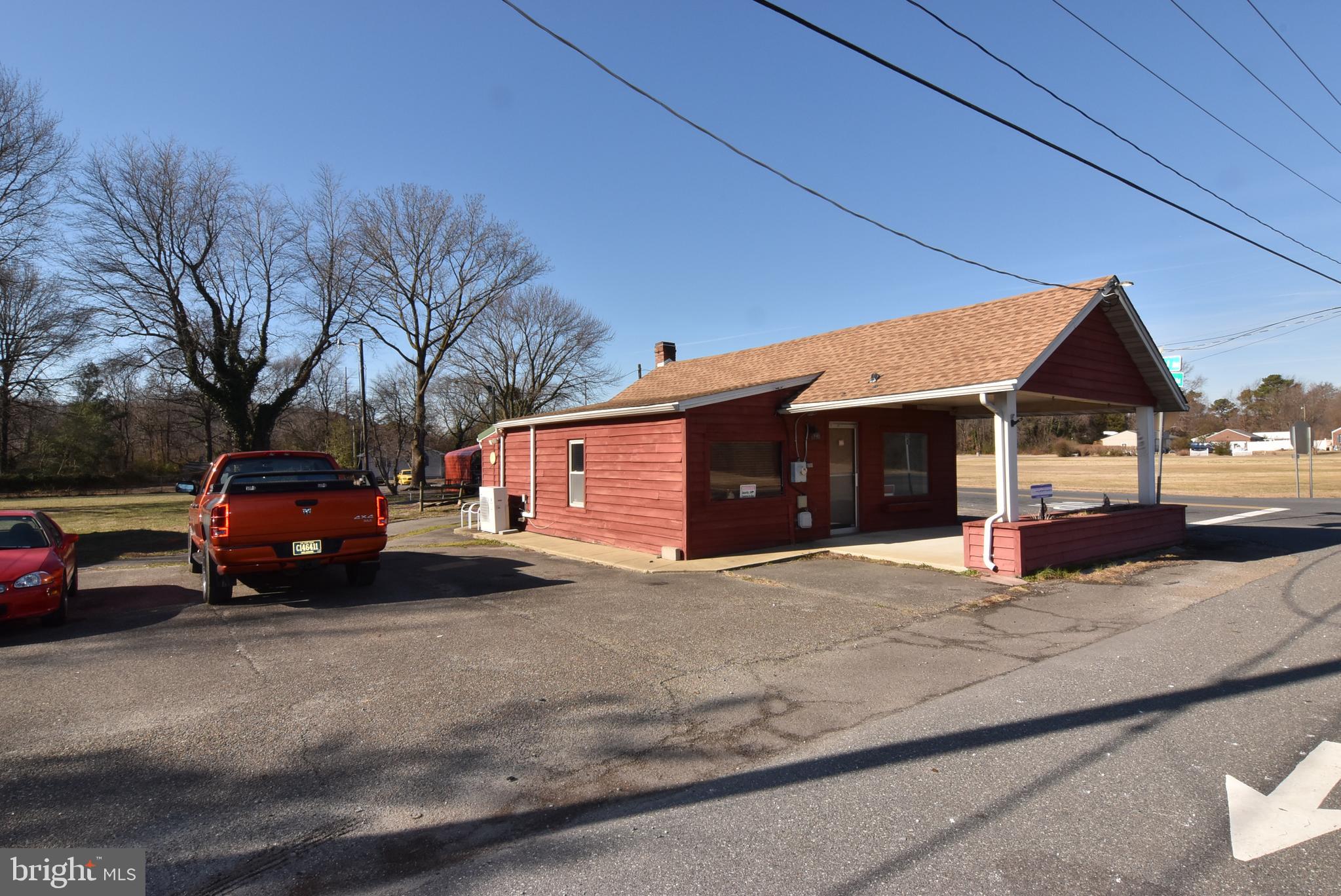 28740 Seaford Road Laurel, DE 19956 - Photo 15 of 44 a view of a car park in front of house