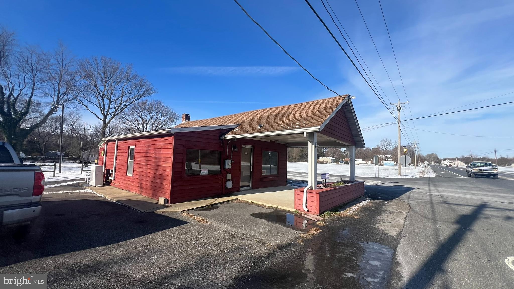 28740 Seaford Road Laurel, DE 19956 - Photo 3 of 44 a view of a backyard