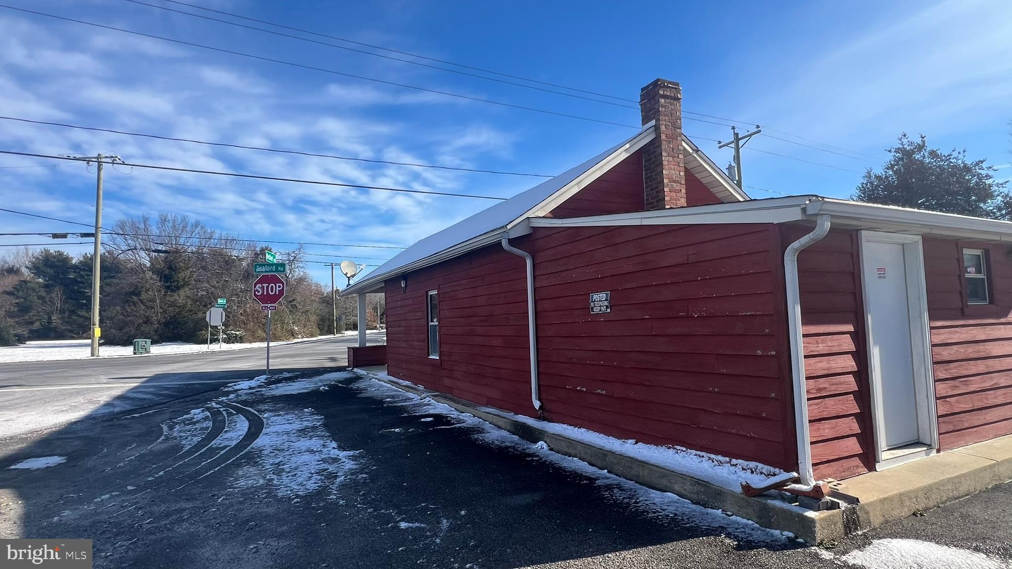28740 Seaford Road Laurel, DE 19956 - Photo 10 of 44 a view of outdoor space and wooden deck