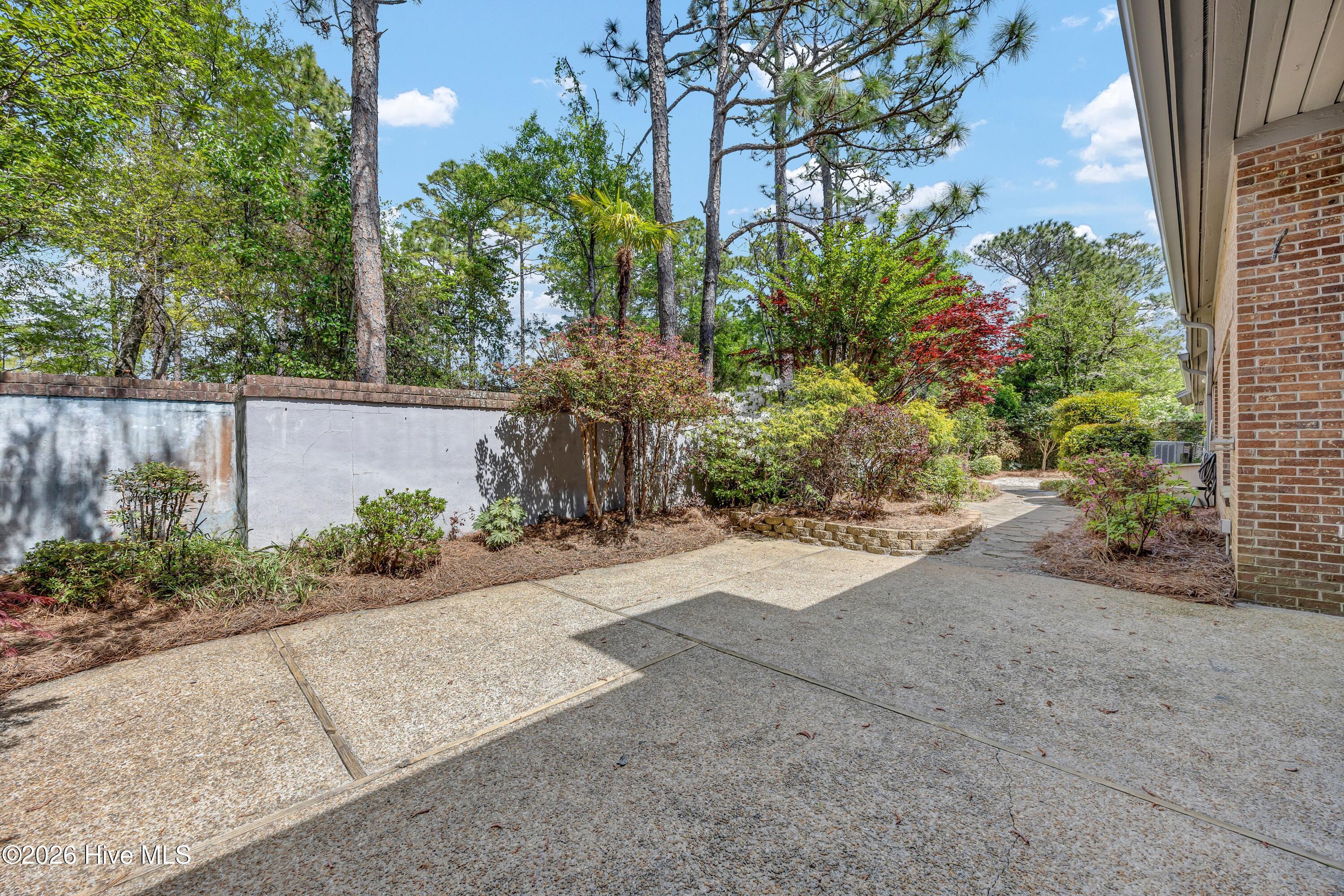 3701 Reston Court, Unit B Wilmington, NC 28403 - Photo 14 of 36 026_img_2494_452