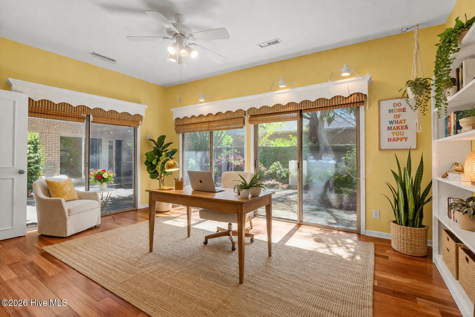 3701 Reston Court, Unit B Wilmington, NC 28403 - Photo 33 of 36 Sunny, cozy home office nook (1)