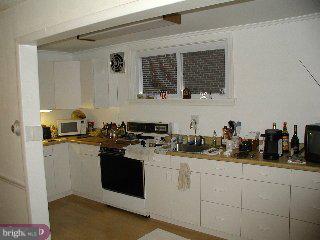 1825 Farrington Road Philadelphia, PA 19151 - Photo 3 of 4 Gallery Image 3