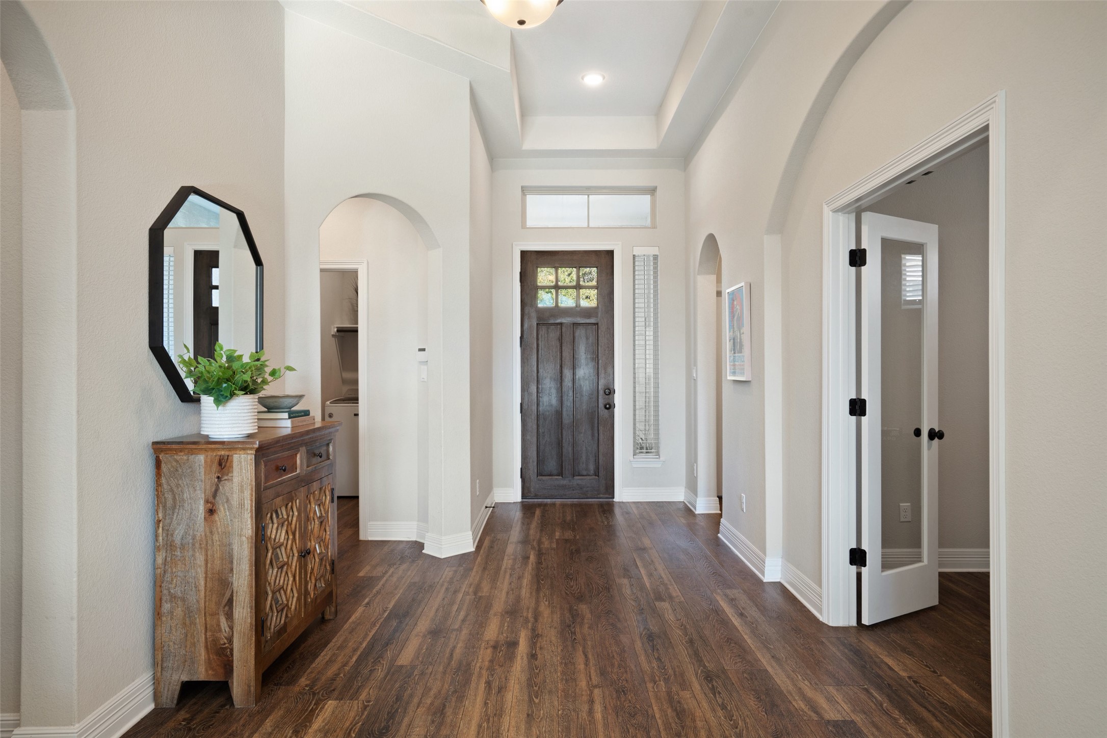 17805 Limestone Spring Lane Austin, TX 78738 - Photo 4 of 39 Entrance Foyer