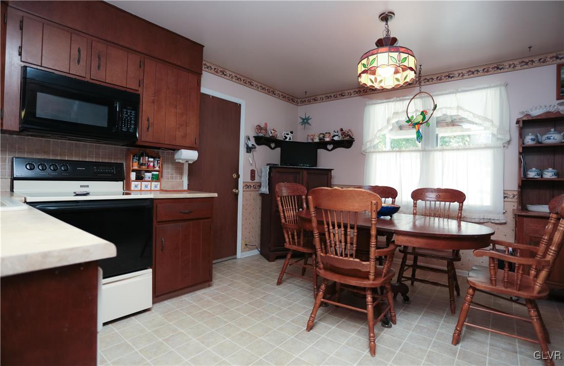 2929 Santee Road Bethlehem, PA 18020 - Photo 7 of 20 Gallery Image 7