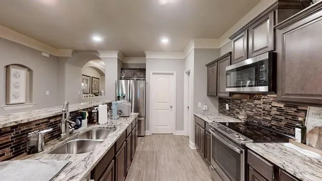 $310,000 | 1902 Lea Crest Drive, Dallas, TX 75216