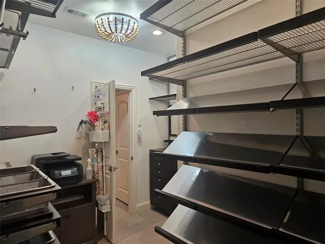 $310,000 | 1902 Lea Crest Drive, Dallas, TX 75216