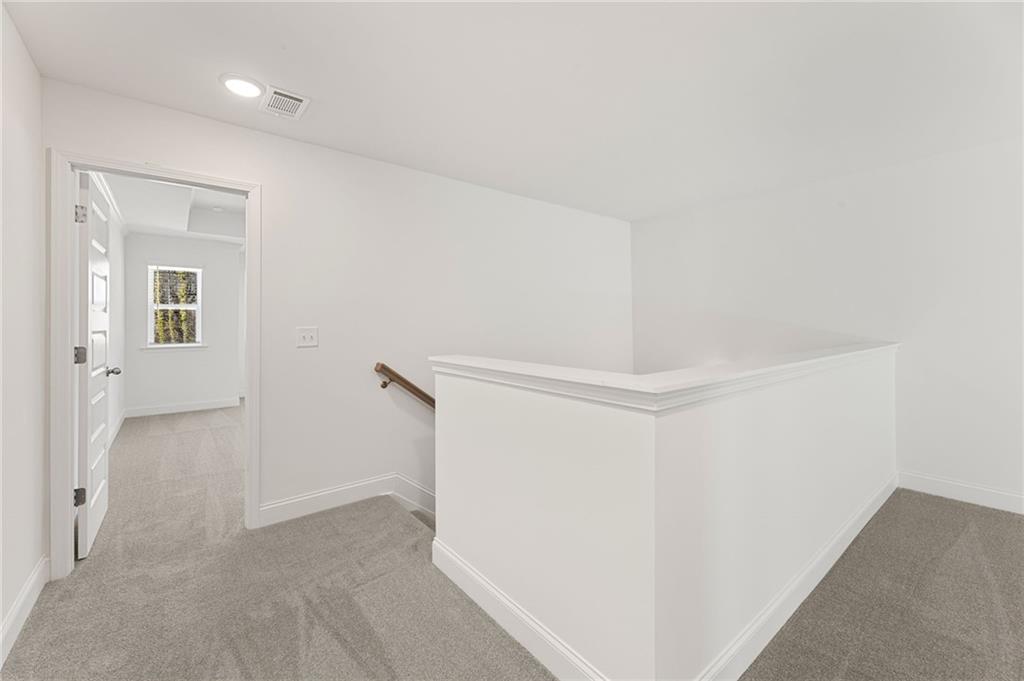 5629 Overview Drive Flowery Branch, GA 30542 - Photo 8 of 25