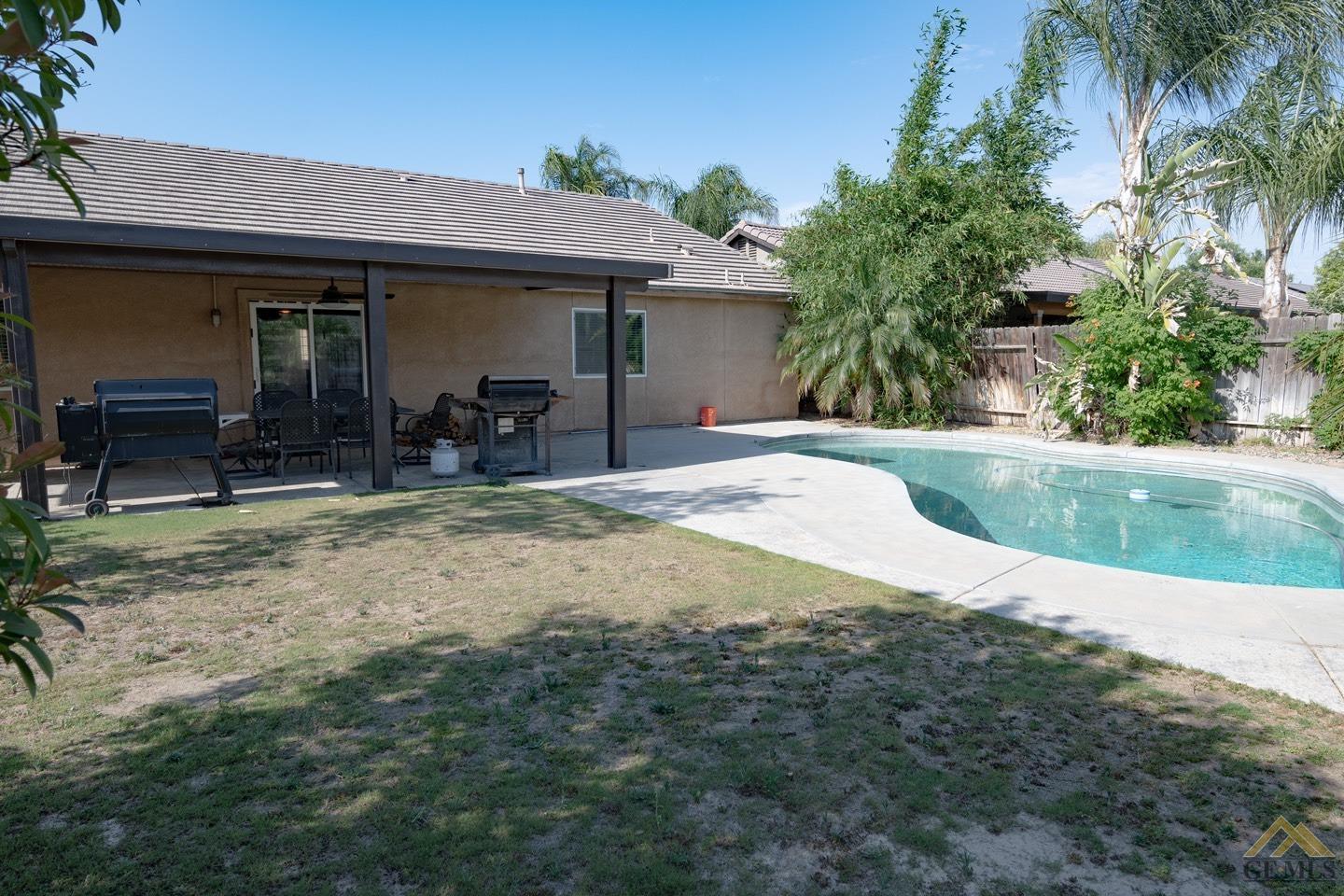 Undisclosed Address Bakersfield, CA 93312 - Photo 20 of 21 a house view with a sitting space