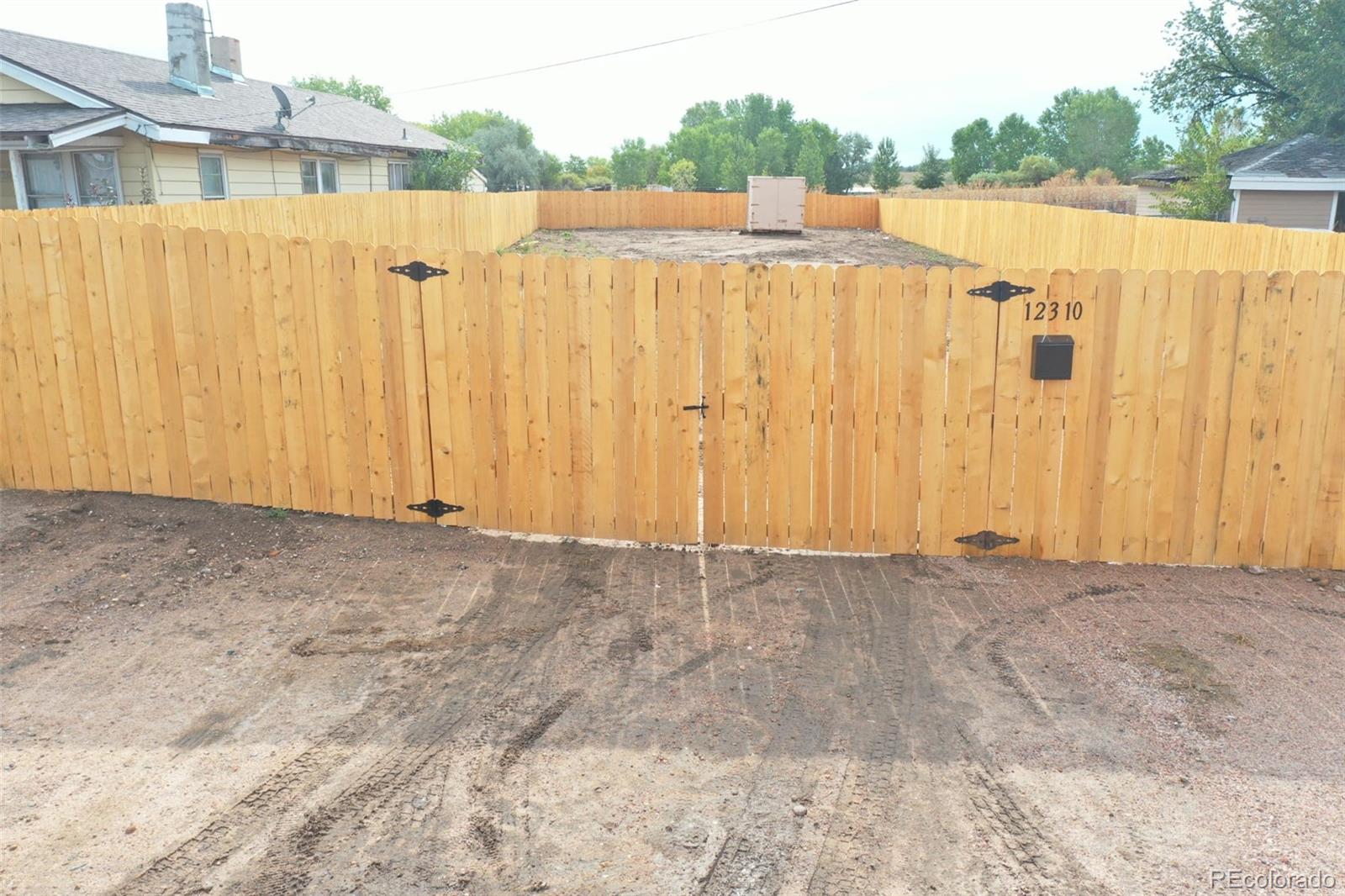 12310 Brighton Road Henderson, CO 80640 - Photo 14 of 19 Gallery Image 14