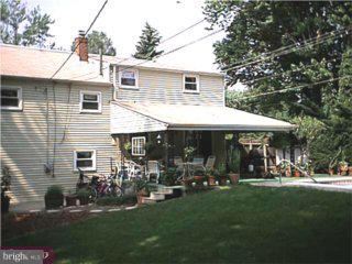 1047 Coronet Road Warminster, PA 18974 - Photo 3 of 6