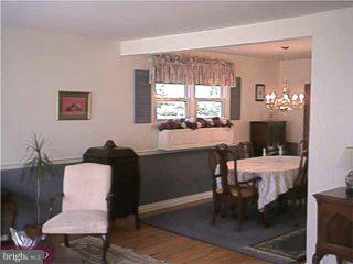 1047 Coronet Road Warminster, PA 18974 - Photo 5 of 6