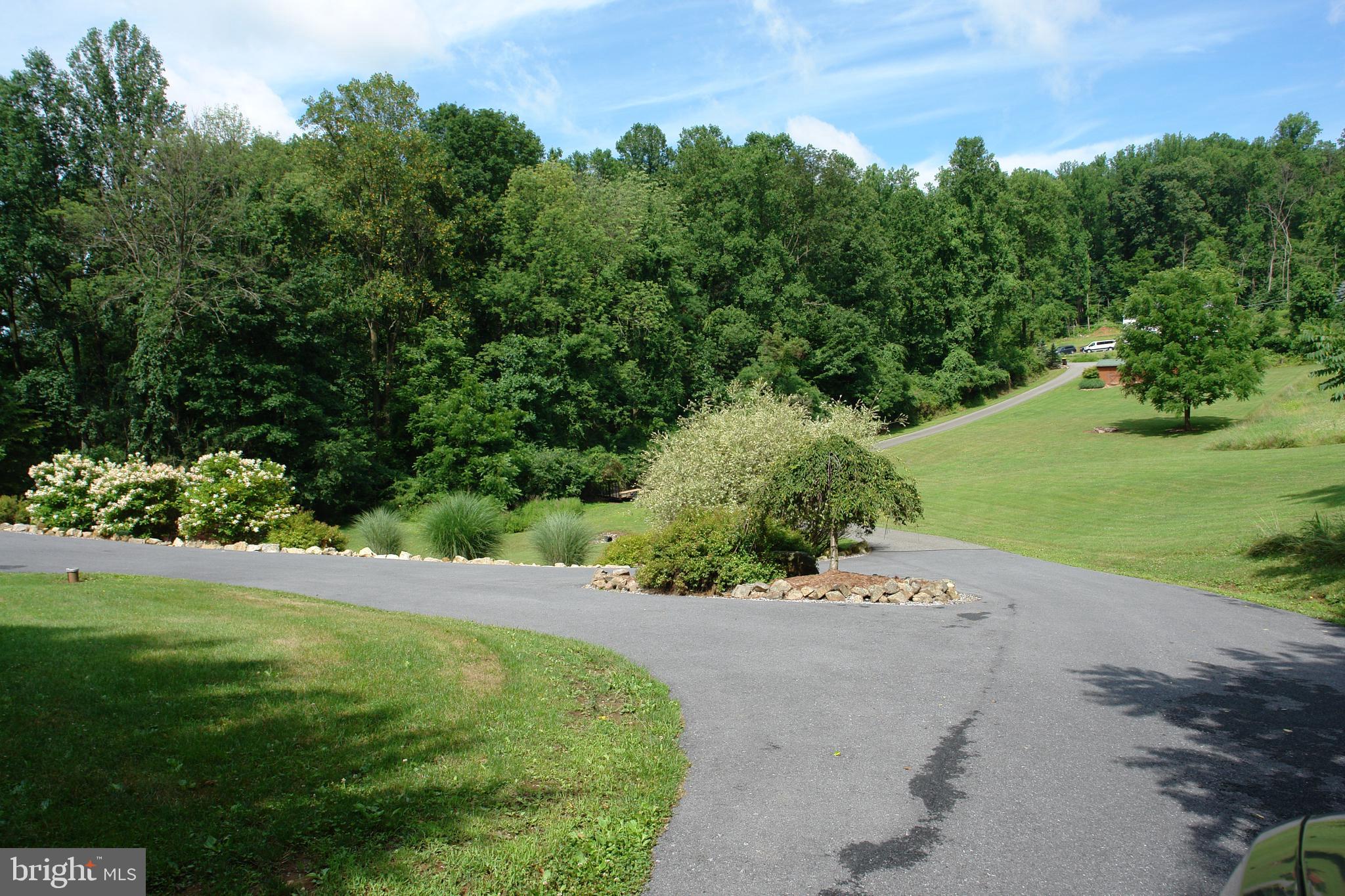 327 Keim Road Boyertown, PA 19512 - Photo 62 of 64 Driveway
