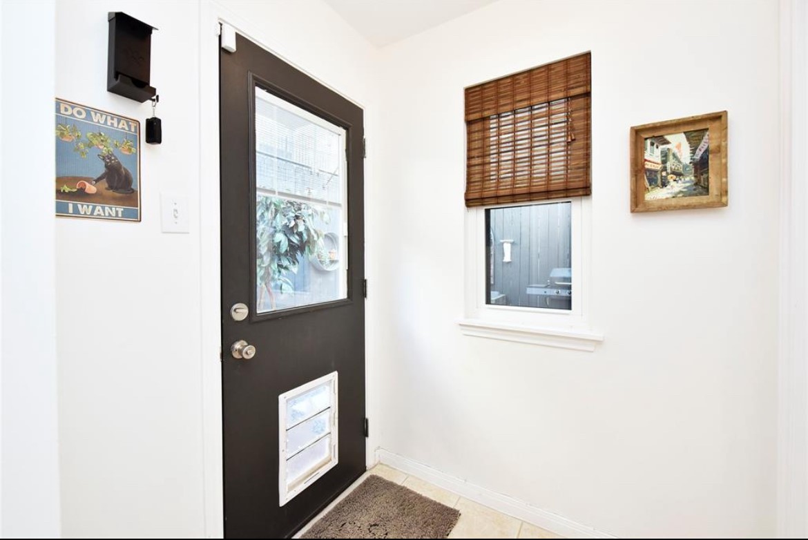 2007 Bailey Street Houston, TX 77006 - Photo 26 of 32