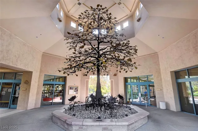 $2,778 | 2318 Spring Water Drive, Las Vegas, NV 89134