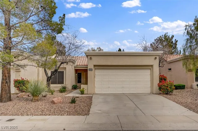 $2,778 | 2318 Spring Water Drive, Las Vegas, NV 89134