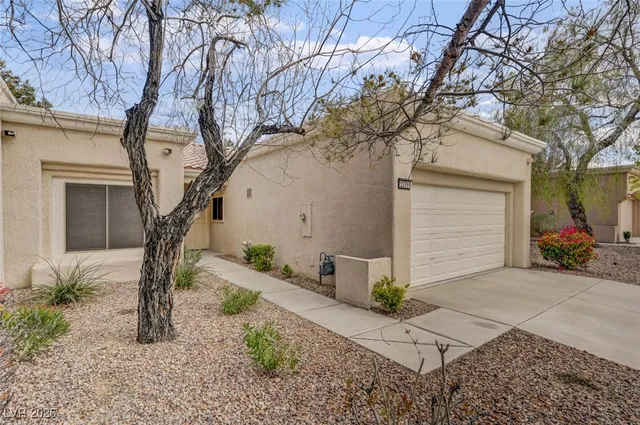 $2,778 | 2318 Spring Water Drive, Las Vegas, NV 89134