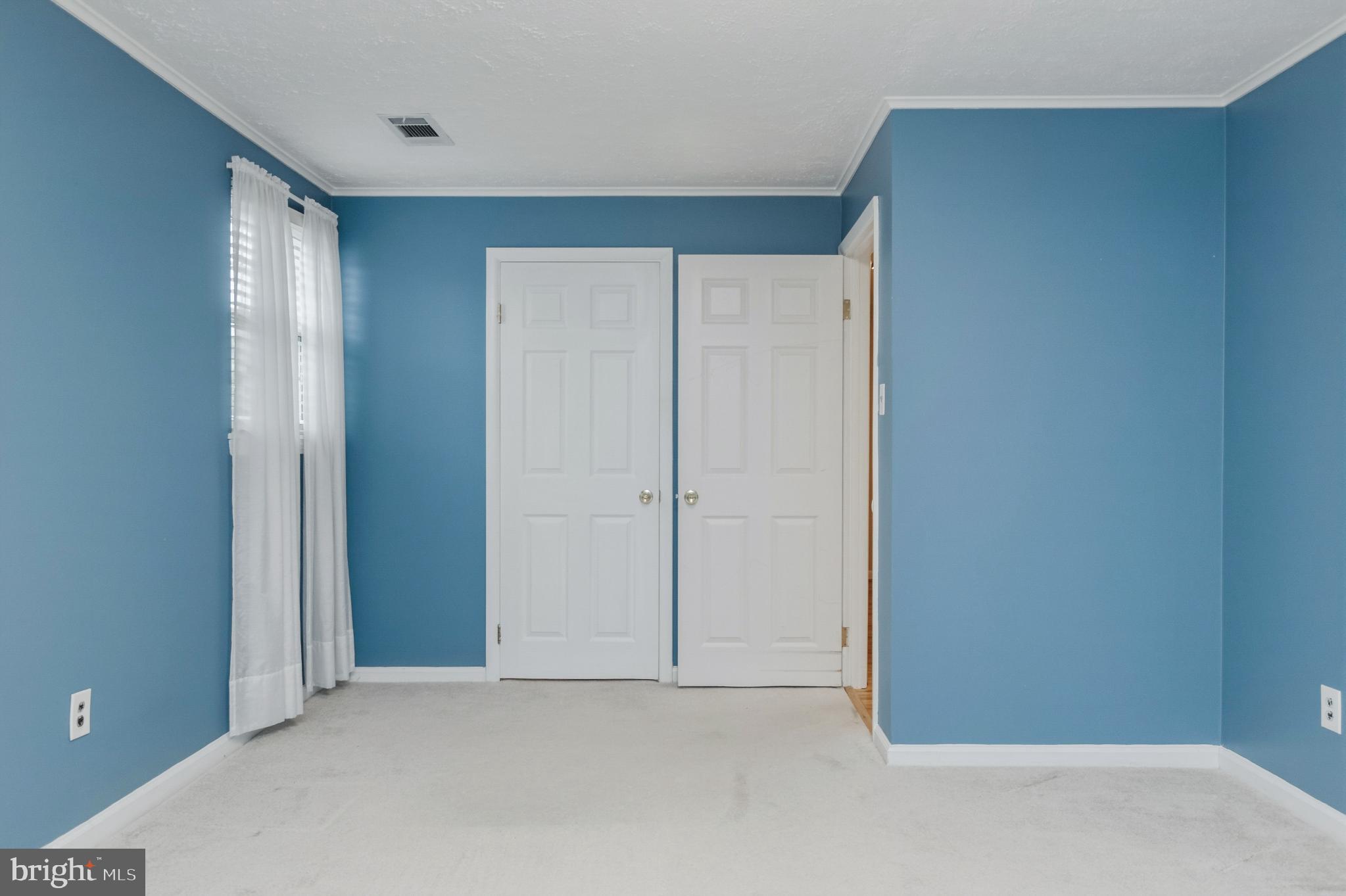 2806 Logway Road Vienna, VA 22181 - Photo 33 of 42 an empty room with closet area
