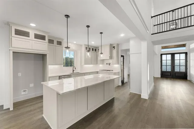 $811,574 | 230 Broadmoor Lane, Ovilla, TX 75154