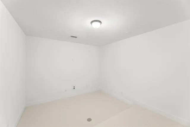 $811,574 | 230 Broadmoor Lane, Ovilla, TX 75154