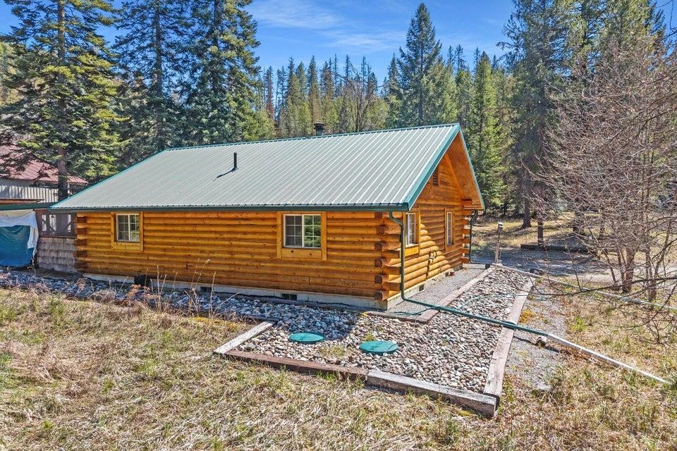 3086 Burnt Valley Road Chewelah, WA 99109 - Photo 3 of 44