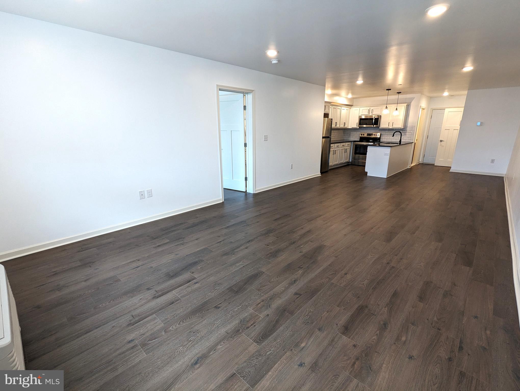 6618 Ridge Avenue, Unit 205 Philadelphia, PA 19128 - Photo 4 of 9