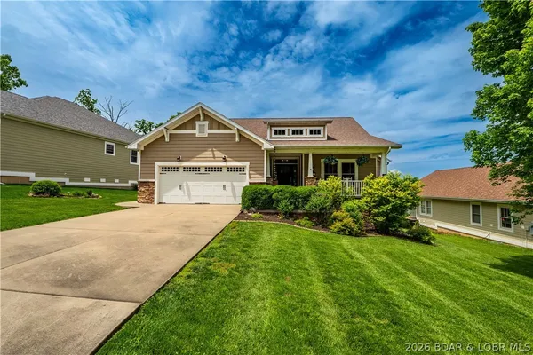 $634,900 | 233 Porch Swing Boulevard, Camdenton, MO 65020
