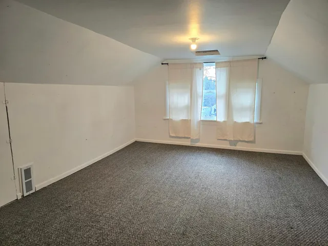 $100,000 | 1127 7th Street, International Falls, MN 56649