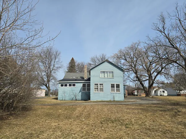 $100,000 | 1127 7th Street, International Falls, MN 56649