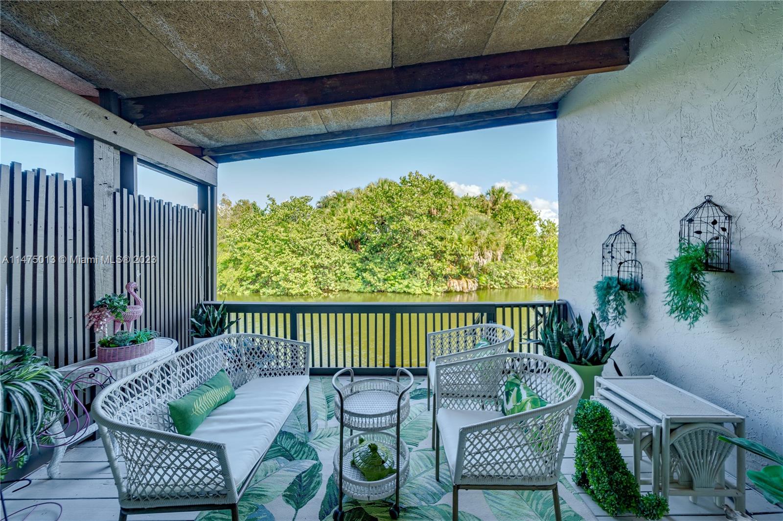 950 Mockingbird Lane, Unit 609A Plantation, FL 33324 - Photo 2 of 64