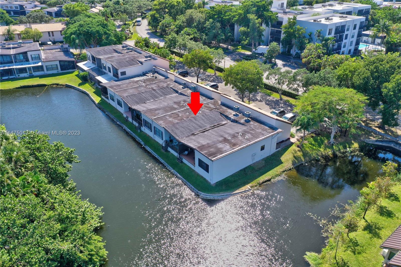 950 Mockingbird Lane, Unit 609A Plantation, FL 33324 - Photo 57 of 64 a view of a back yard of the house