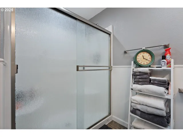 $650,000 | 12300 Southwest 127th Avenue, Tigard, OR 97223