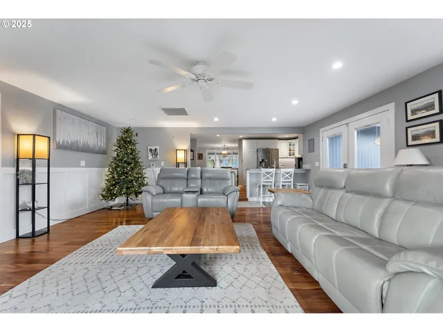 $650,000 | 12300 Southwest 127th Avenue, Tigard, OR 97223