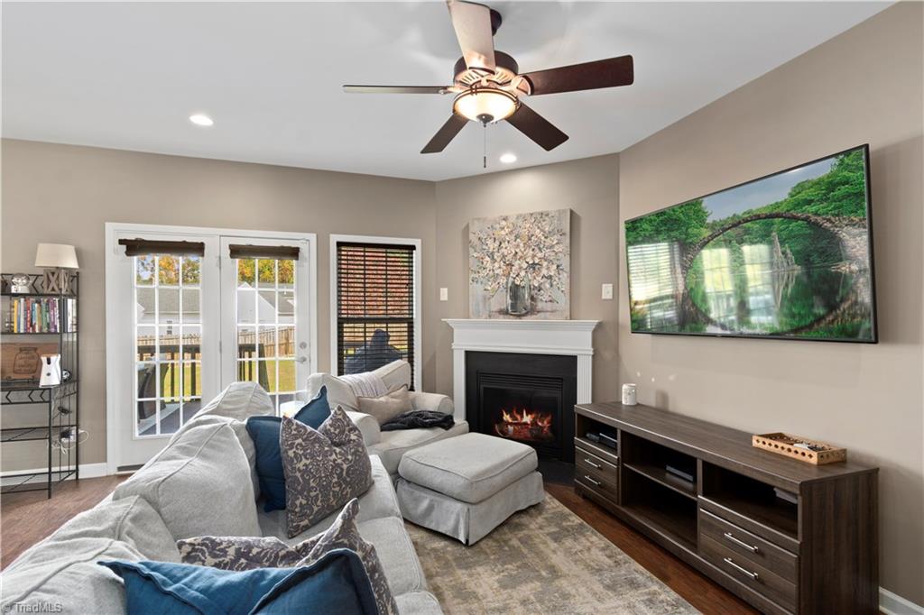 421 Barnsdale Ridge Road Kernersville, NC 27284 - Photo 4 of 32 Gallery Image 4