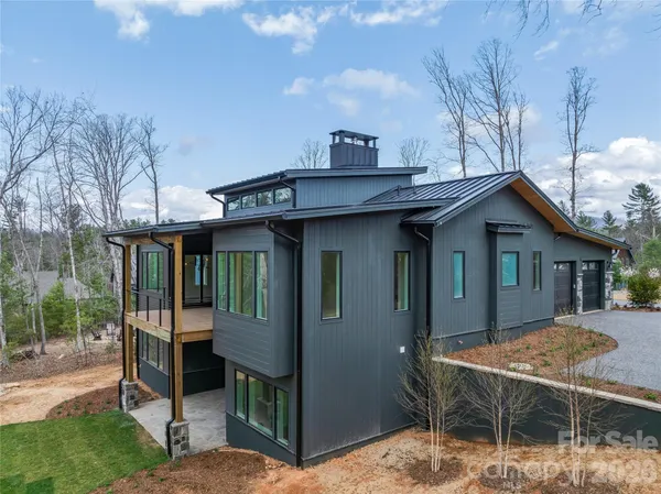 a view of house with a outdoor space