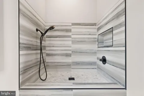 $3,549,950 | 6329 Halsey Road, McLean, VA 22101