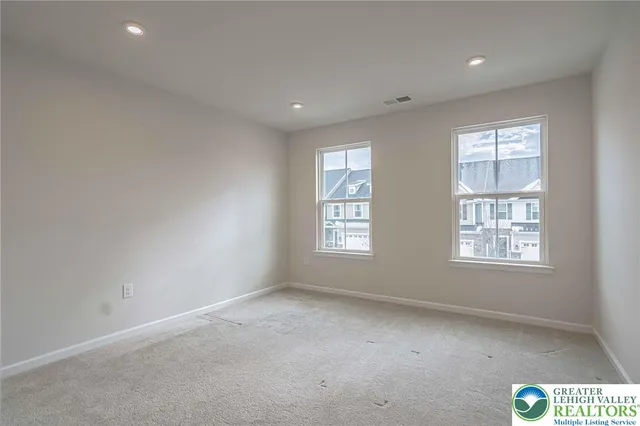 $679,900 | 2584 Raya Way, Easton, PA 18045