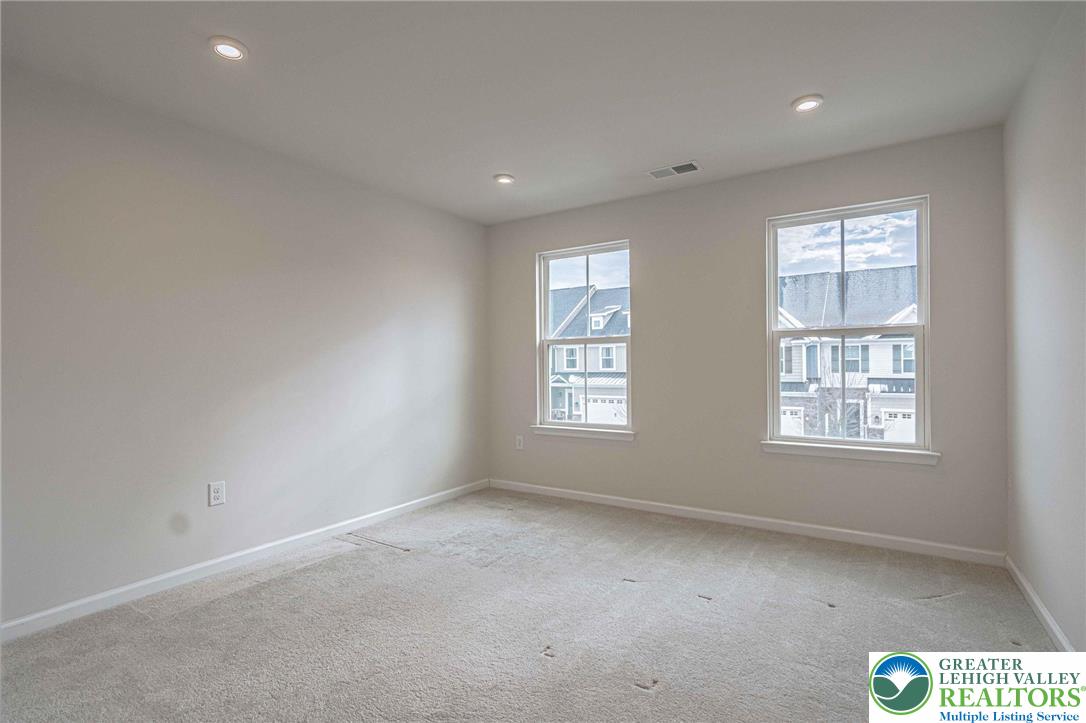 2584 Raya Way Easton, PA 18045 - Photo 26 of 50 an empty room with windows