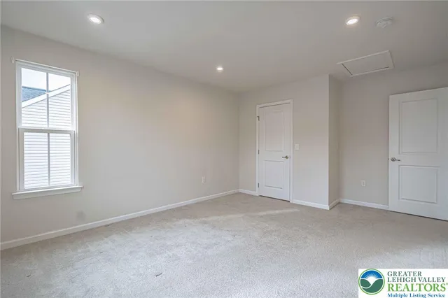 $679,900 | 2584 Raya Way, Easton, PA 18045