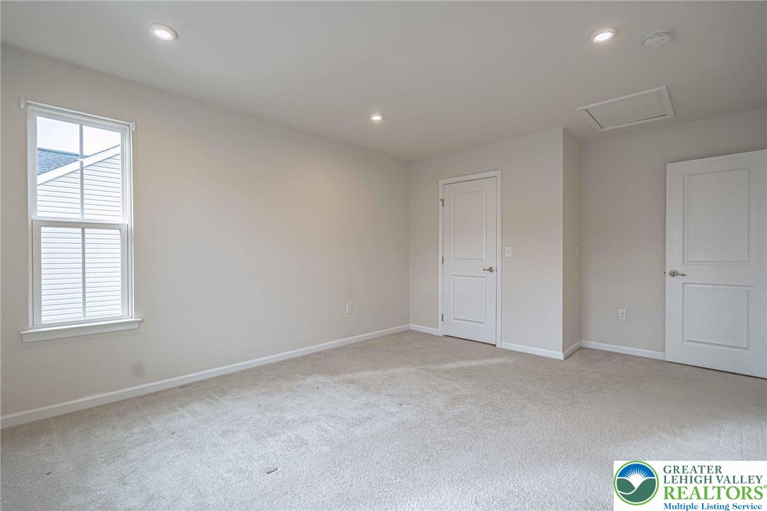 2584 Raya Way Easton, PA 18045 - Photo 31 of 50 an empty room with windows