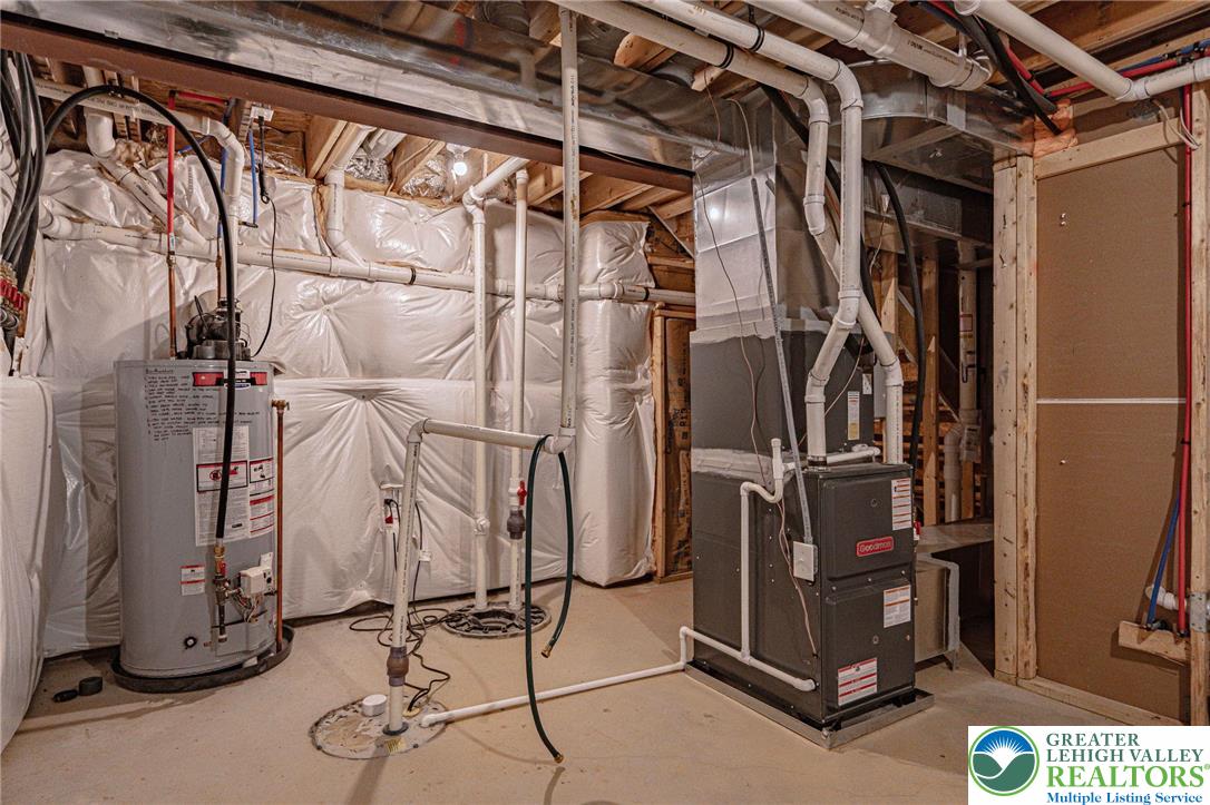 2584 Raya Way Easton, PA 18045 - Photo 43 of 50 a view of a room with gym equipment