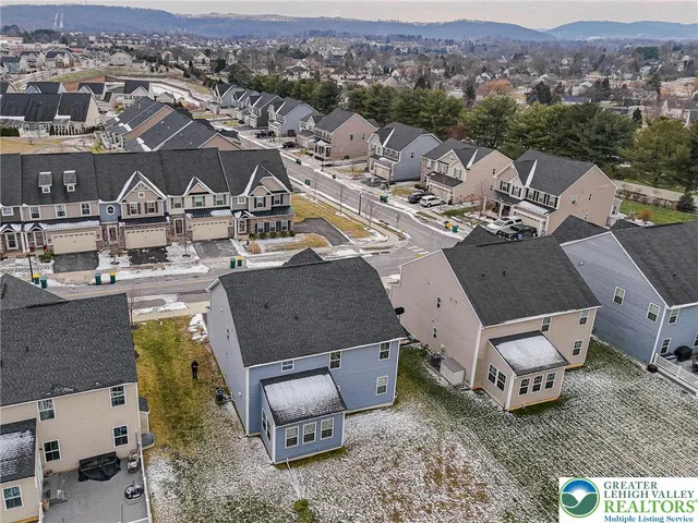 $679,900 | 2584 Raya Way, Easton, PA 18045