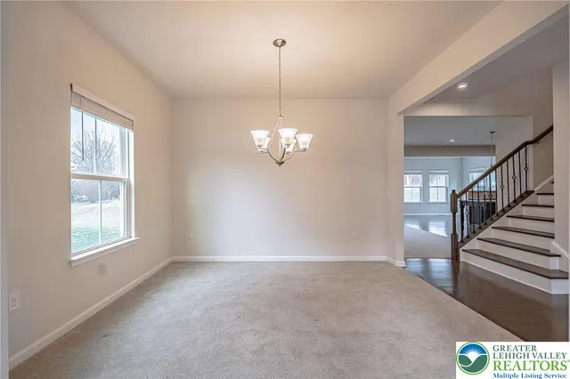 $679,900 | 2584 Raya Way, Easton, PA 18045