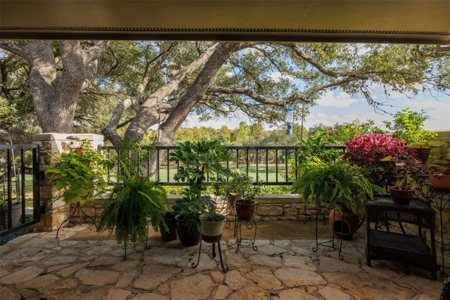 $500,000 | 116 West Eagle Drive, The Hills, TX 78738