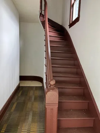 $1,525 | 691 Conway Street, St. Paul, MN 55106