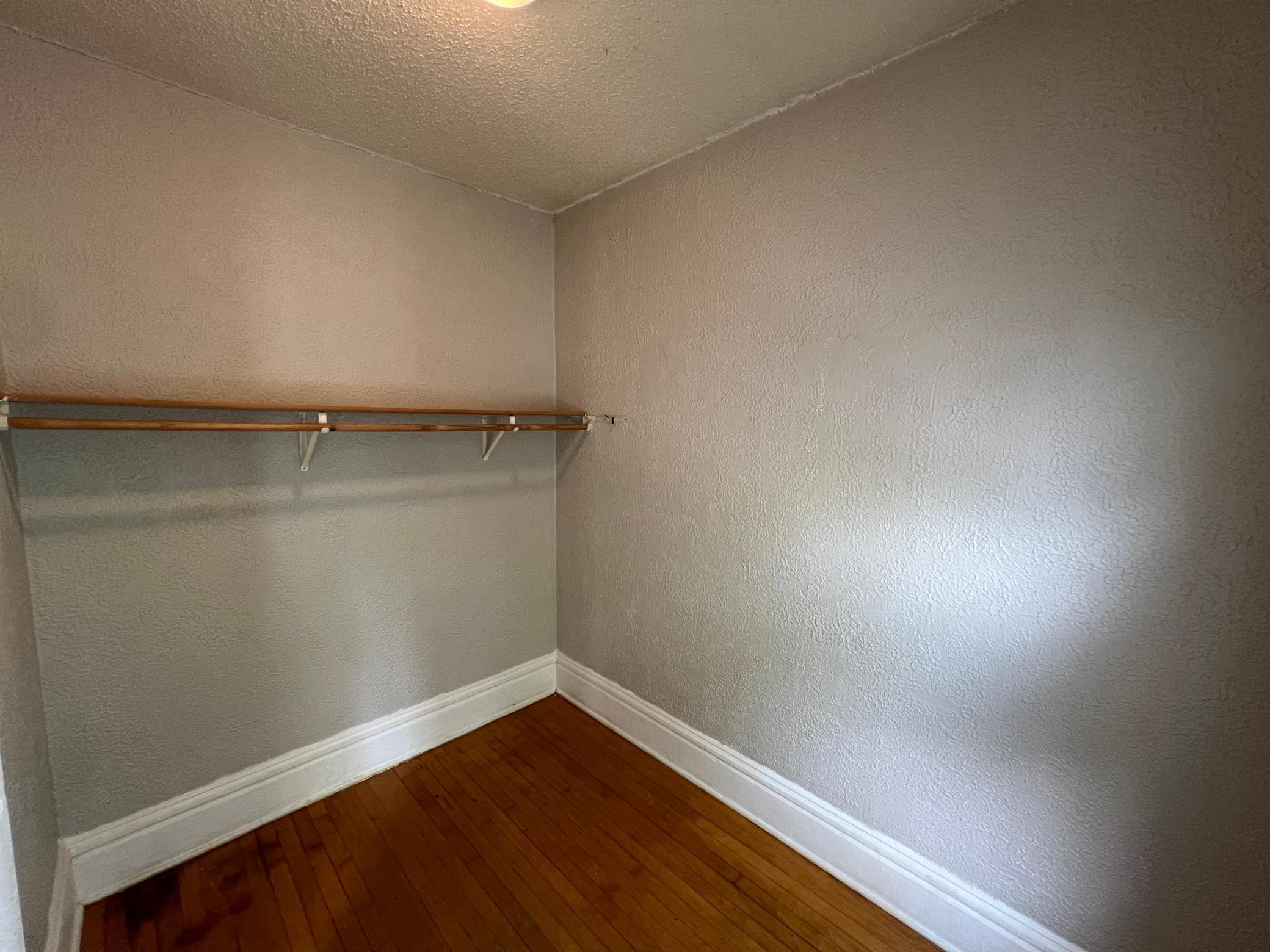 691 Conway Street St. Paul, MN 55106 - Photo 4 of 13