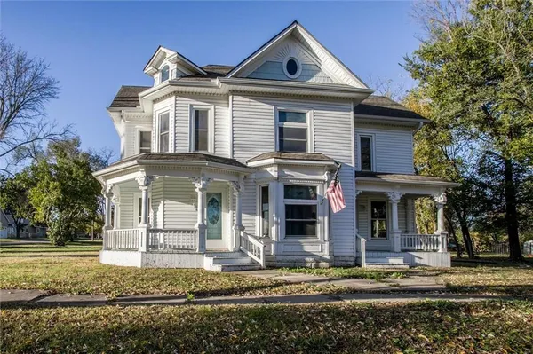 $255,000 | 607 Main Street, Garden City, MO 64747