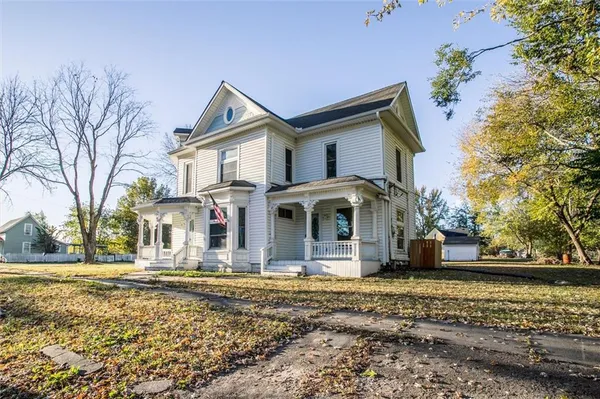 $255,000 | 607 Main Street, Garden City, MO 64747